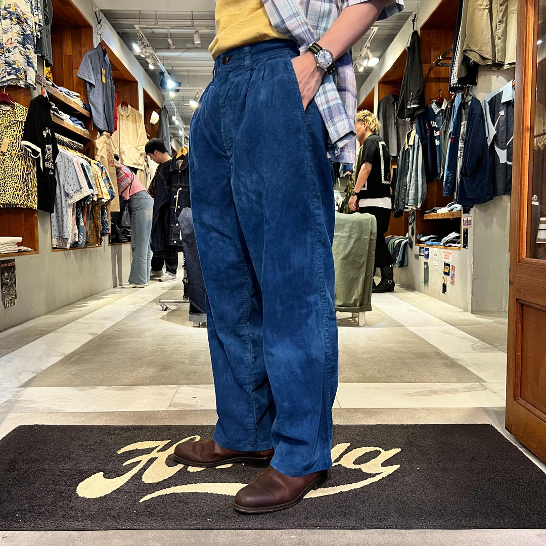 HOLLYWOOD RANCH MARKET - INDIGO Dyed Beach corduroy Tuck Trousers - 1019349