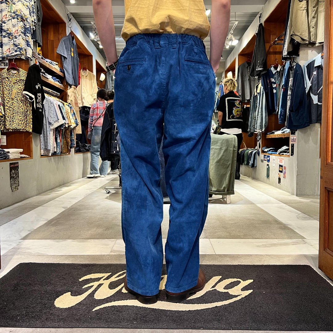 HOLLYWOOD RANCH MARKET - INDIGO Dyed Beach corduroy Tuck Trousers - 1019349