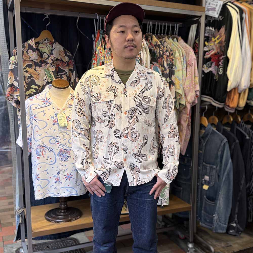 STAR OF HOLLYWOOD × VINCE RAY - HIGH DENSITY RAYON OPEN SHIRT - KING COBRA - SH29487
