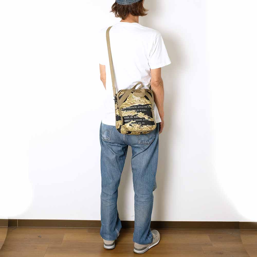 BUZZ RICKSON'S - SUIT-PNEUMATIC ANTI-G, TYPE G-3A TIGER CAMOUFLAGE BAG - BR02878