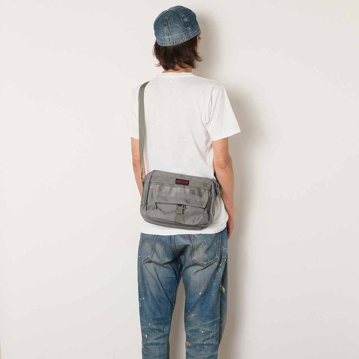 BRIEFING - MAG SHOULDER S - BRA243L38