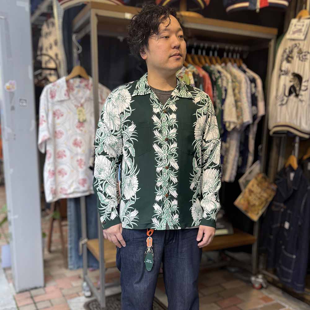 SUN SURF - L/S RAYON HAWAIIAN SHIRT - NIGHT BLOOMING CEREUS BORDER - SS29602
