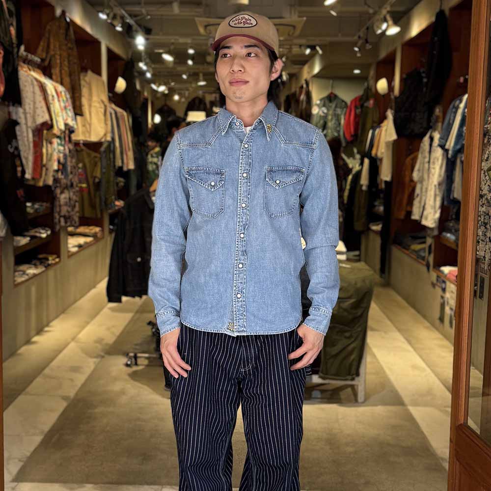 REMI RELIEF - DENIM WESTERN SHIRT - Small Flower Studs - RN2014SDP