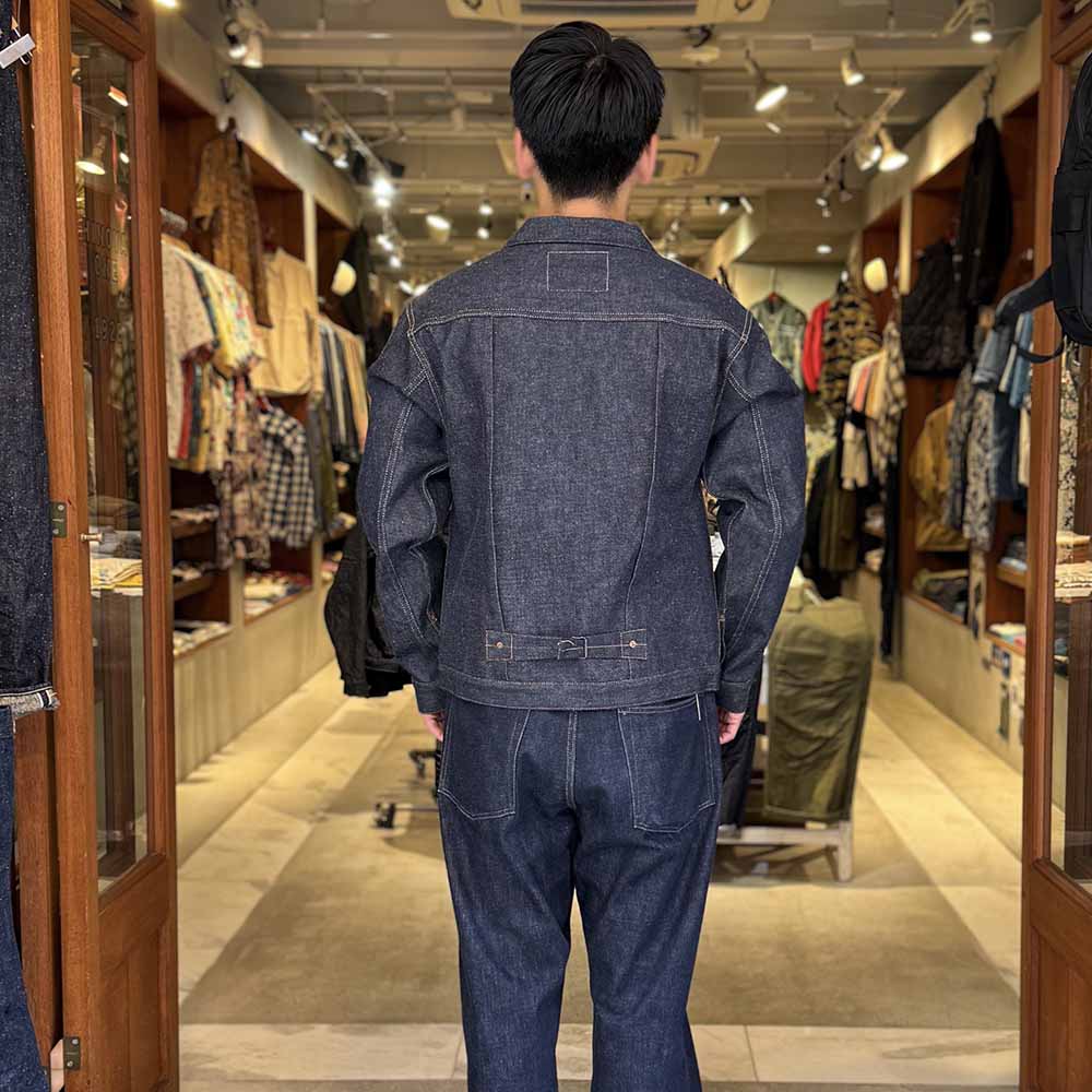 WAREHOUSE - Lot 2001XX(2000XX) 1941 MODEL - 2001XX-1941