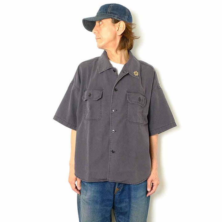 REMI RELIEF - WIDE MILITARY S/S SHIRT - Small Flower Studs - RN28369222