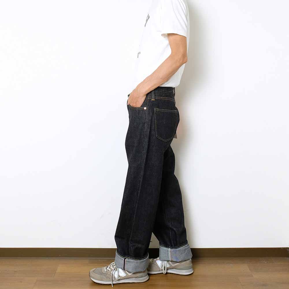 Momotaro Jeans - 15.7oz 特濃インディゴ - 出陣クラシックストレート - 0905SP