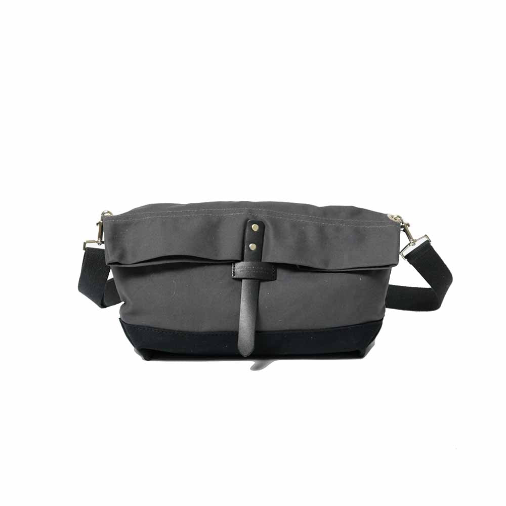 HERITAGE LEATHER CO. - No.8863 - Travel Pouch - HLC-8863