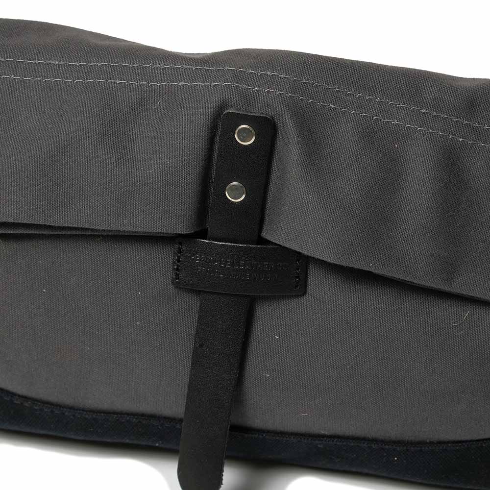 HERITAGE LEATHER CO. - No.8863 - Travel Pouch - HLC-8863