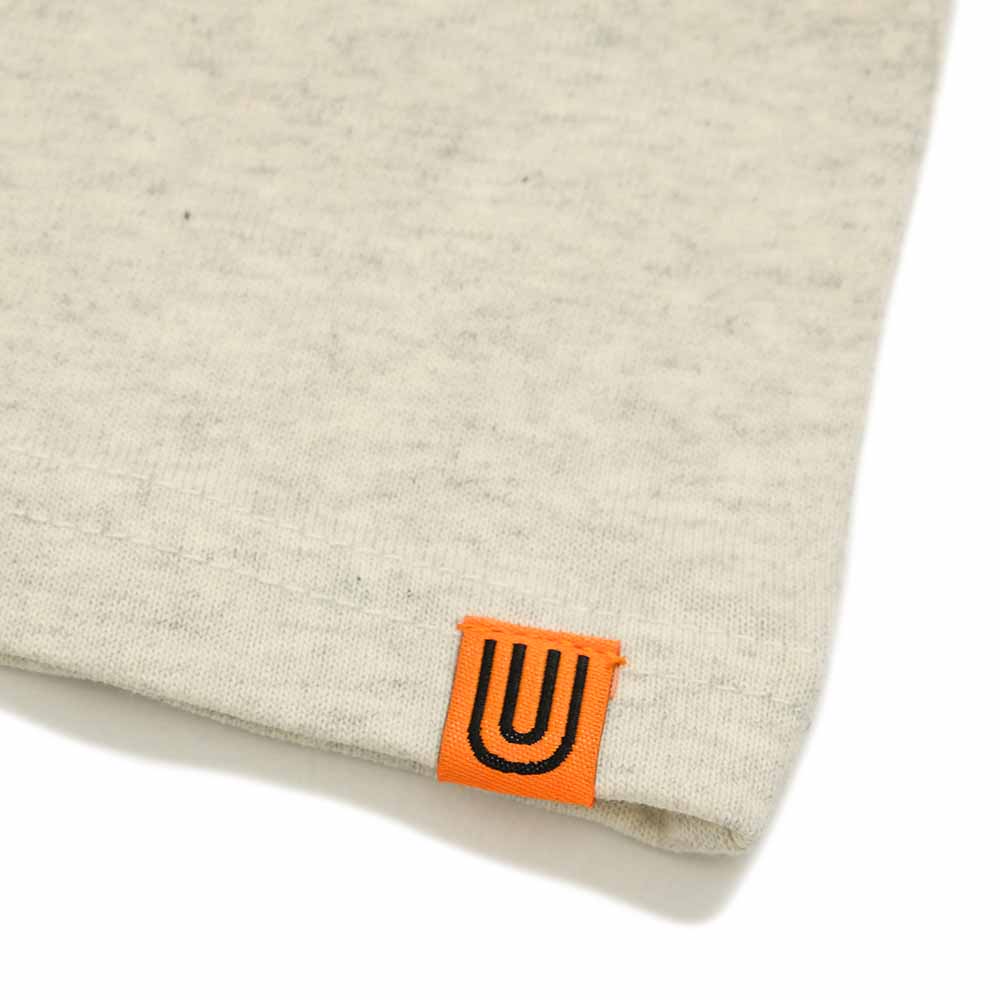 UNIVERSAL OVERALL - 3D CENTER LOGO S/S T-SHIRT - U2513208