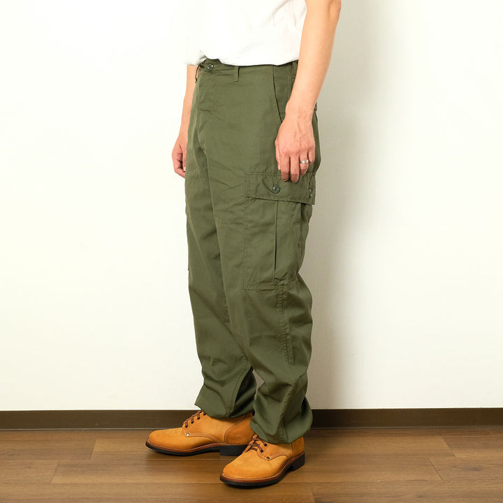BUZZ RICKSON'S - TROUSERS, MEN'S, COTTON WIND RESISTANT POPLIN, OLIVE GREEN, ARMY SHADE 107 SHORT LENGTH - BR42500