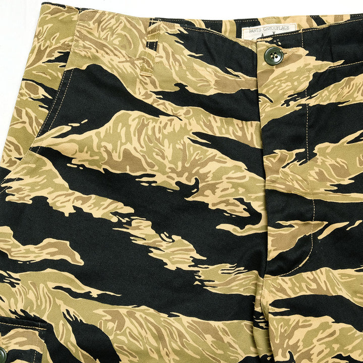 BUZZ RICKSON'S - GOLD TIGER PATTERNS SHORTS - BR51904