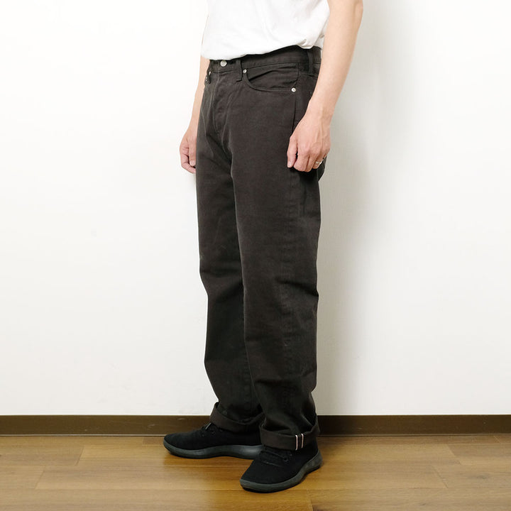 MOMOTARO JEANS - #100 STRAIGHT - BOTANICAL DYED - BAMBOO CHARCOAL - MMJZ6402