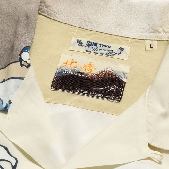 SUN SURF × National Treasure of Japan - Katsushika Hokusai - SPECIAL EDITION - The Great Wave of Kanagawa - SS37651