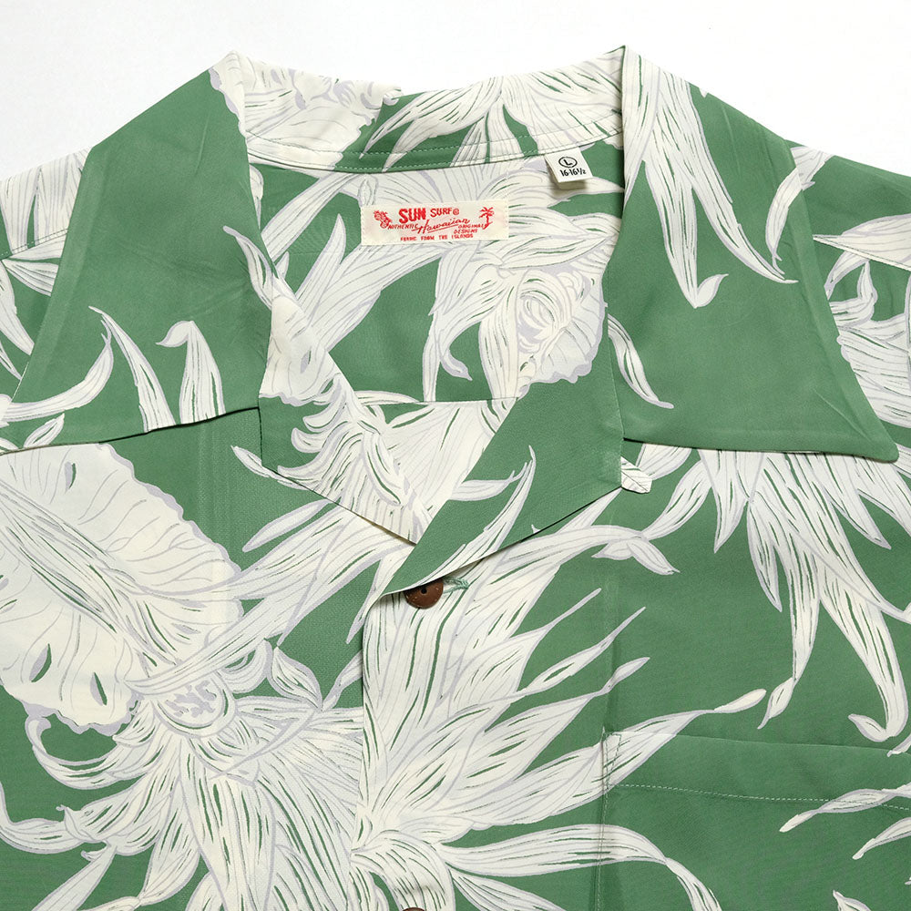 SUN SURF - RAYON HAWAIIAN SHIRT - ISLAND PINEAPPLE - SS39413