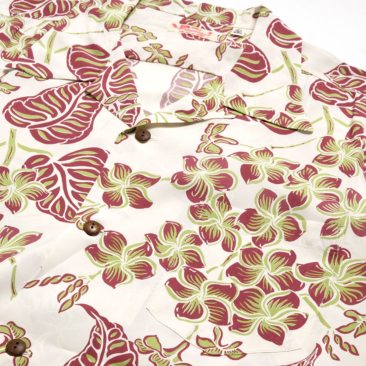 SUN SURF - S/S RAYON HAWAIIAN SHIRT - PLUMERIA BLOSSOMS - SS39621