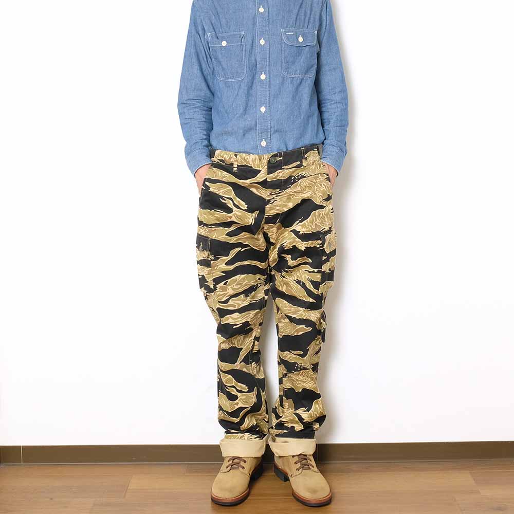 BUZZ RICKSON'S - GOLD TIGER PATTERN TROUSERS - BR41903