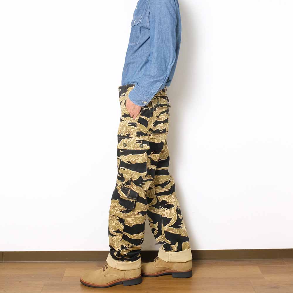 BUZZ RICKSON'S - GOLD TIGER PATTERN TROUSERS - BR41903
