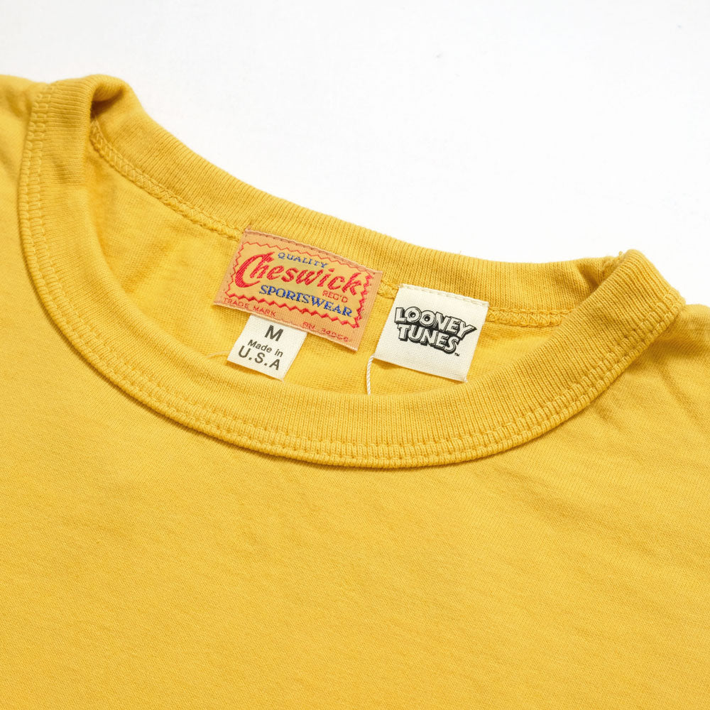 Cheswick<br>ROAD RUNNER<br>L/S T-SHIRT<br>RR CAR ASSOC.<br>CH68649