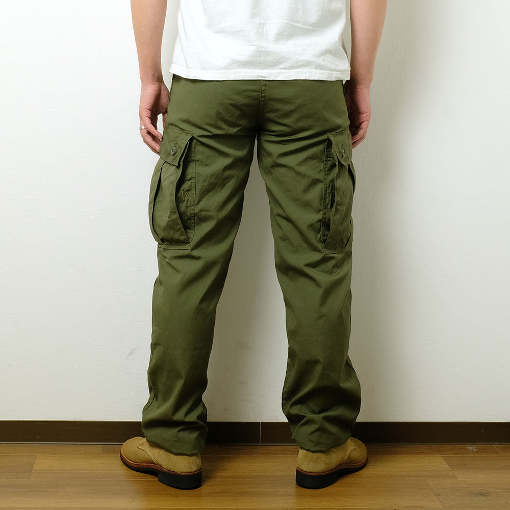 BUZZ RICKSON'S - TROUSERS,MEN'S, COTTON WIND RESISTANT POPLIN, OLIVE GREEN ARMY SHADE 107 - BR40927